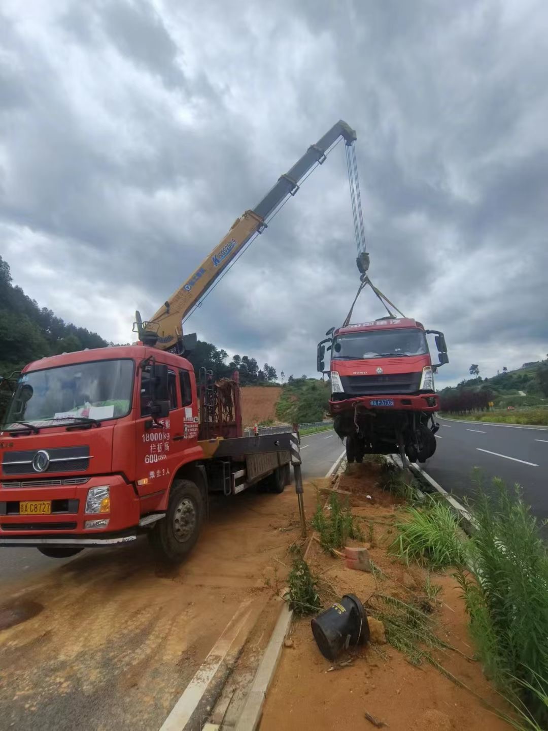 霞山区吊车出租公司在日常生活中对吊车要怎样检查